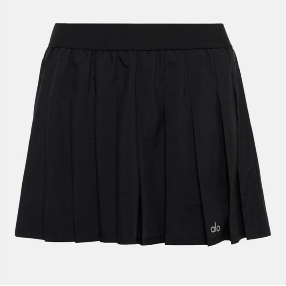 ALO Yoga Black Pleated Athletic Mini Skirt - Picture 3 of 6